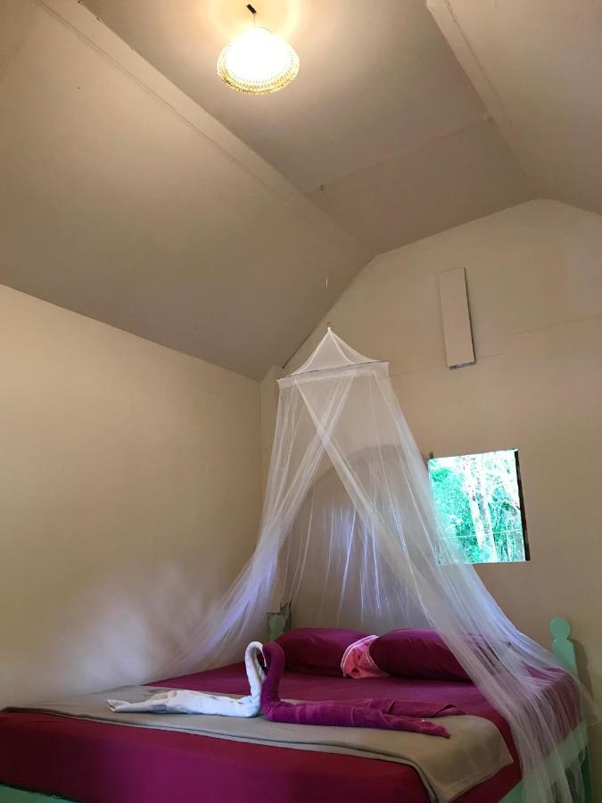 Rasta Baby Bar & Bungalows - Suitable For Young Travelers Koh Phayam Extérieur photo