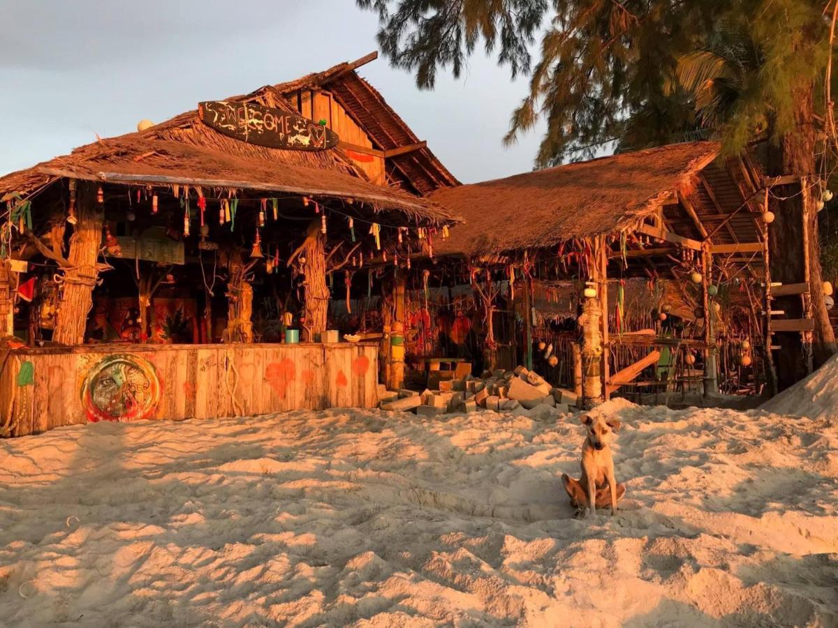 Rasta Baby Bar & Bungalows - Suitable For Young Travelers Koh Phayam Extérieur photo