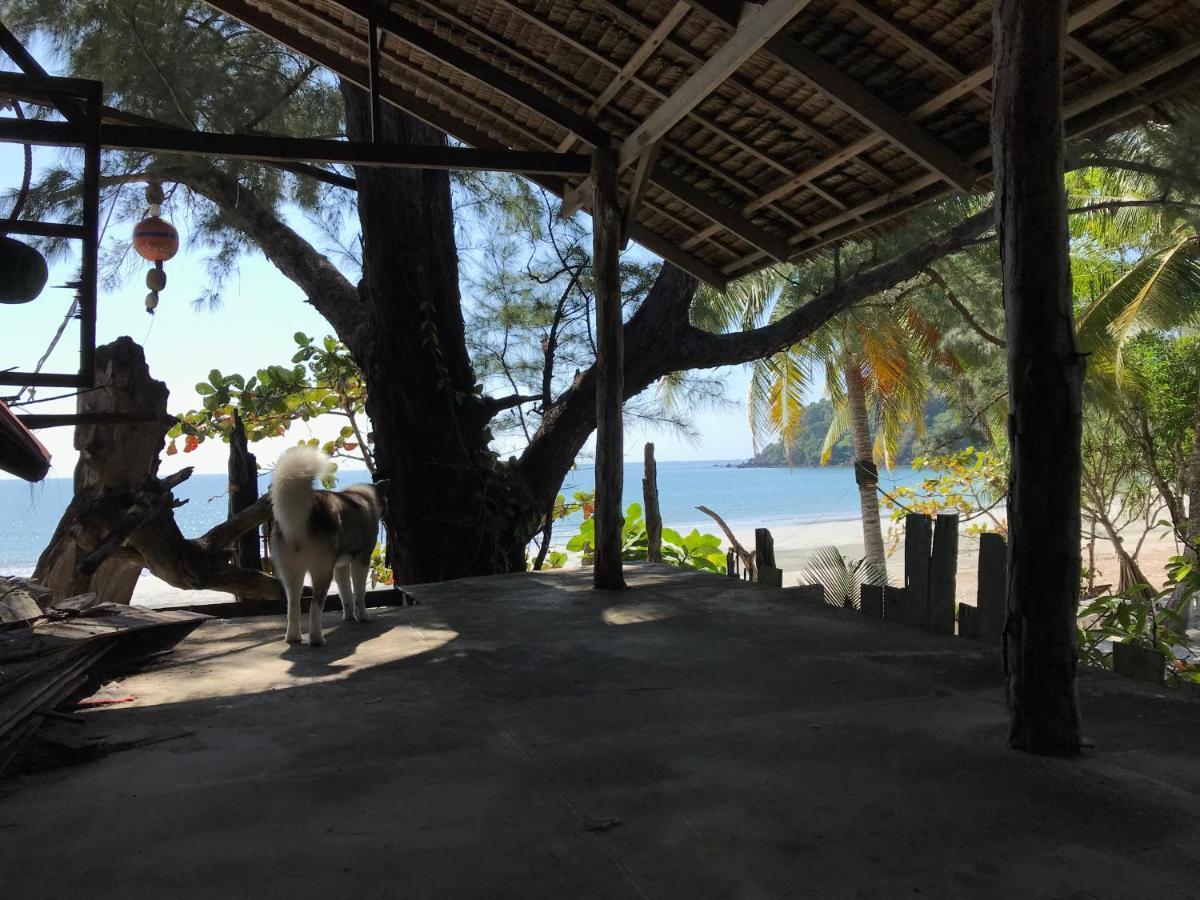 Rasta Baby Bar & Bungalows - Suitable For Young Travelers Koh Phayam Extérieur photo